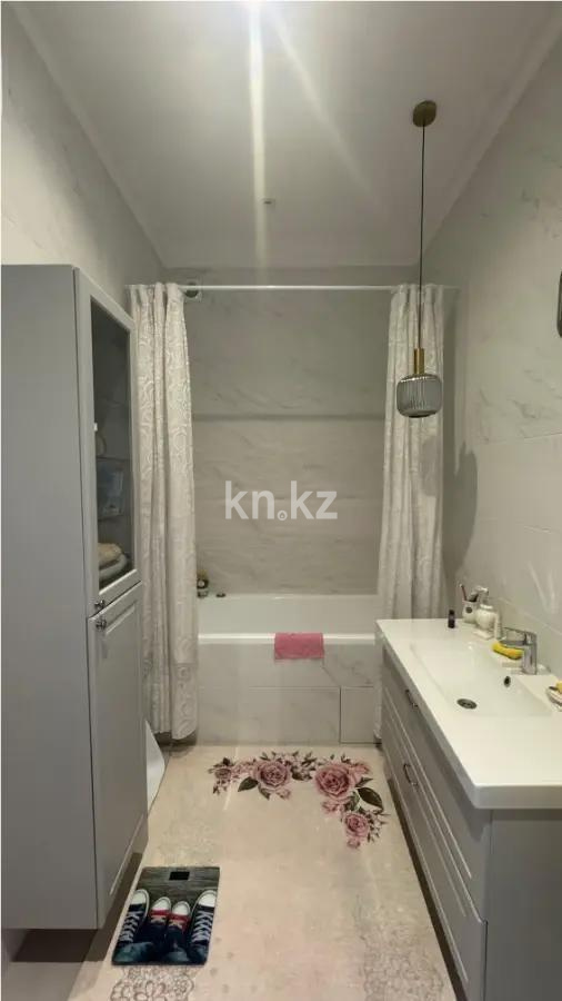 Продажа 4-комнатной квартиры, 115.7 м², ул. Жошы хана, дом  1 в Астане - фото 8