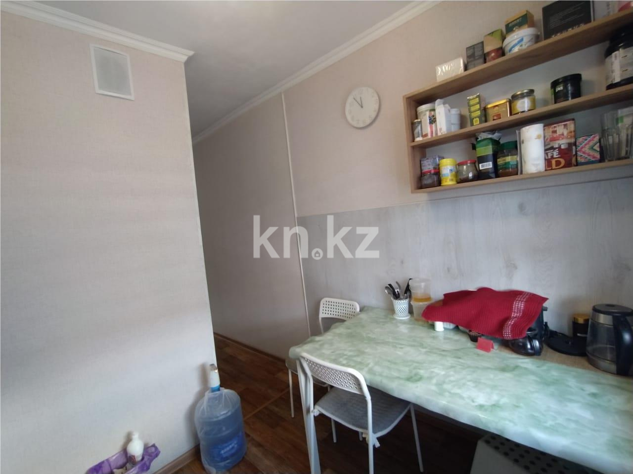 Продажа 3-комнатной квартиры, 61 м², ул. Мустафина - Продажа  трехкомнатных квартир в Караганде с фото фото 14 из 25