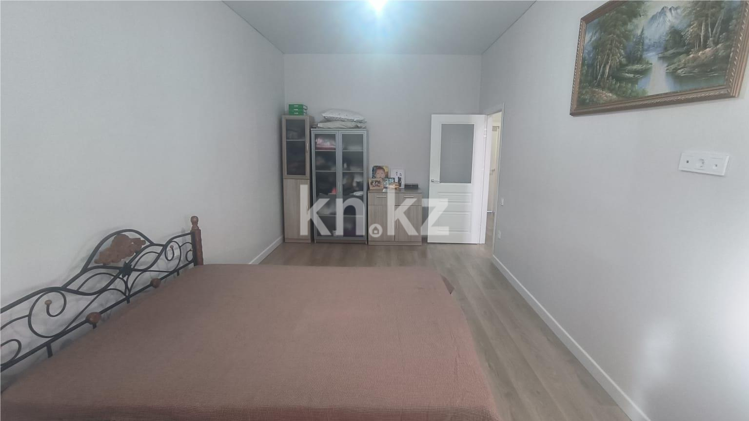 Продажа 3-комнатной квартиры, 82 м², ул. Муканова - Продажа  трехкомнатных квартир в новостройках Караганды фото 4 из 15