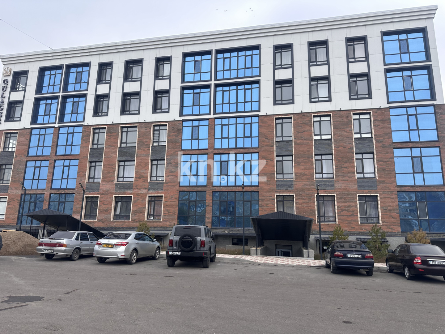 Продажа 3-комнатной квартиры, 80 м², ул. Гапеева, дом  1/9 - Продажа  трехкомнатных квартир в Караганде с фото фото 1 из 9