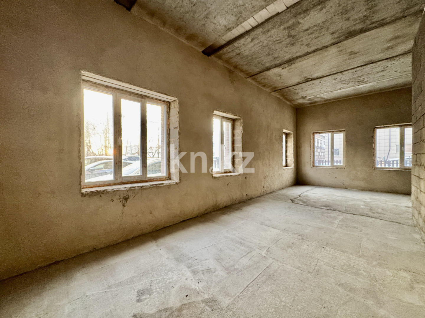 Продажа помещения, 120 м² - Продажа офисных и торговых помещений в Караганде фото 3 из 5