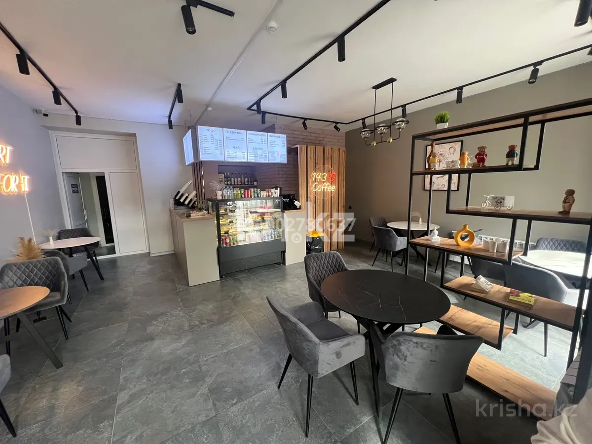 Продажа , 100 м², пр. Шахтеров, дом  73/1 - Продажа офисных и торговых помещений в Караганде без посредников фото 3 из 6