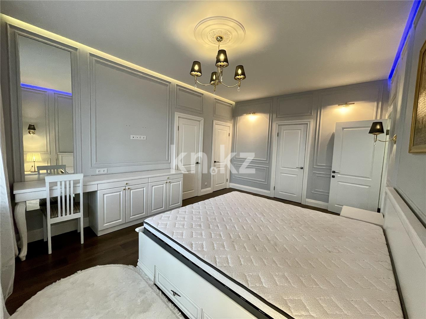 Продажа 7-комнатной квартиры, 178 м², мкр-н Гульдер-1 - Продажа  пятикомнатных квартир в Караганде фото 19 из 37