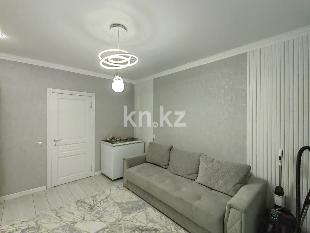 Продажа 4-комнатной квартиры, 143 м², мкр. Голубые Пруды, дом  5/4 - Продажа квартир в Караганде с фото фото 14 из 36