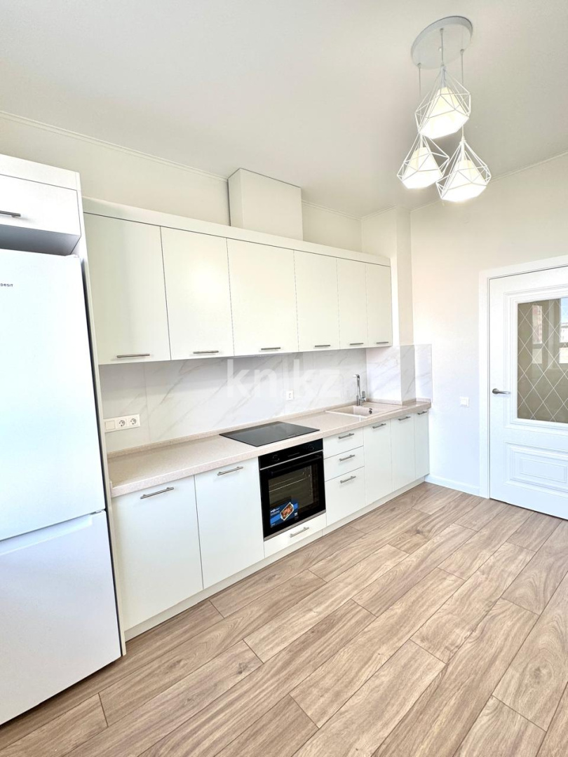 Продажа 2-комнатной квартиры, 60 м², ул. Райымбек батыра, дом  54 в Астане - фото 2