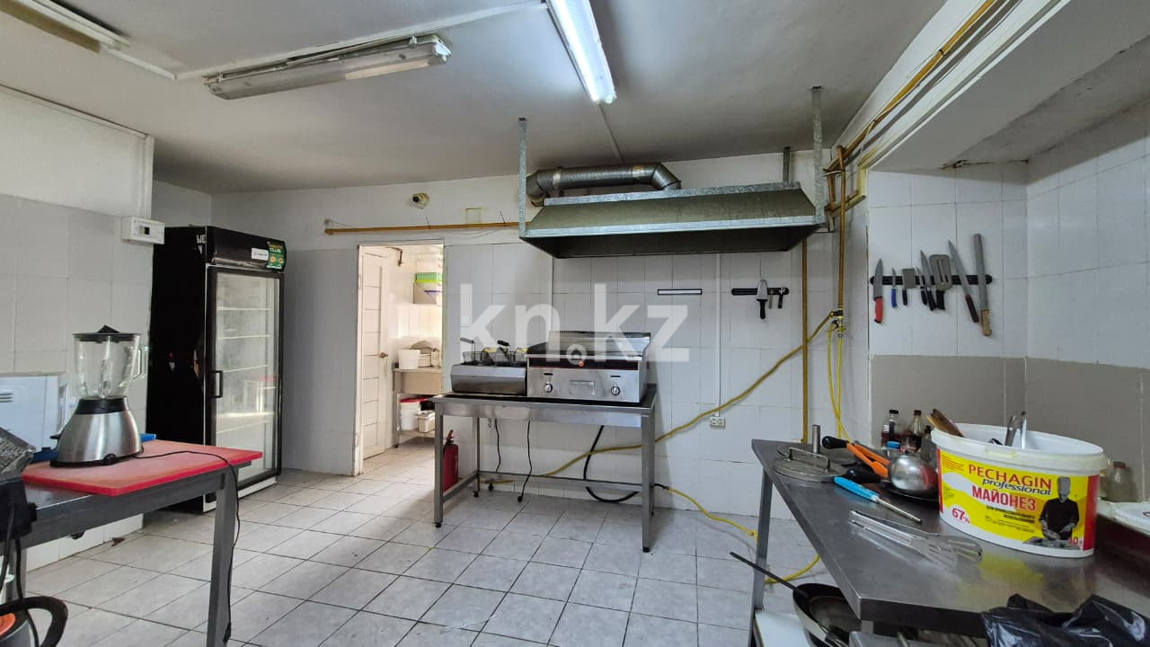 Аренда , ул. Абая, дом  14 А - Продажа и аренда недвижимости в Атырау фото 27 из 30
