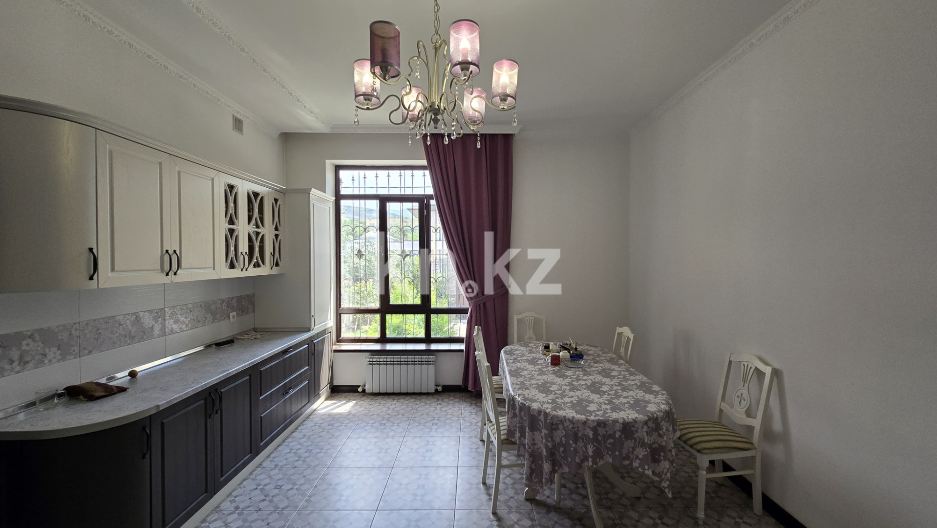 Продажа 5-комнатного дома, 420.8 м², улица Жетысу, дом  75 - Продажа квартир в Алматинской области фото 12 из 40