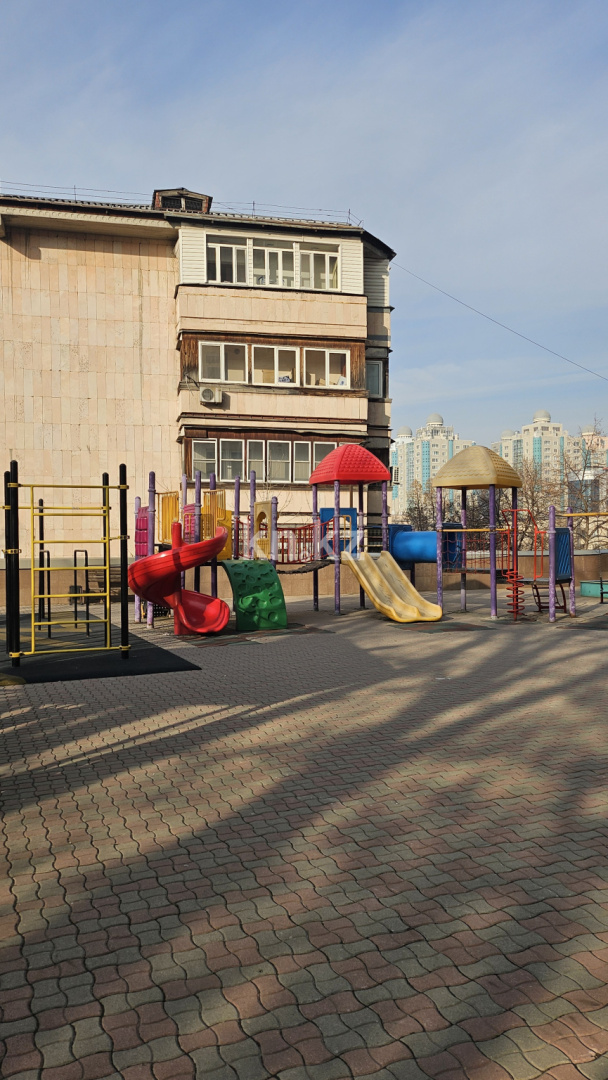 Аренда 2-комнатной квартиры, 85 м², Достык, дом  97Б - Достык Снегина - Аренда  двухкомнатных квартир помесячно в Алматы с фото фото 10 из 11