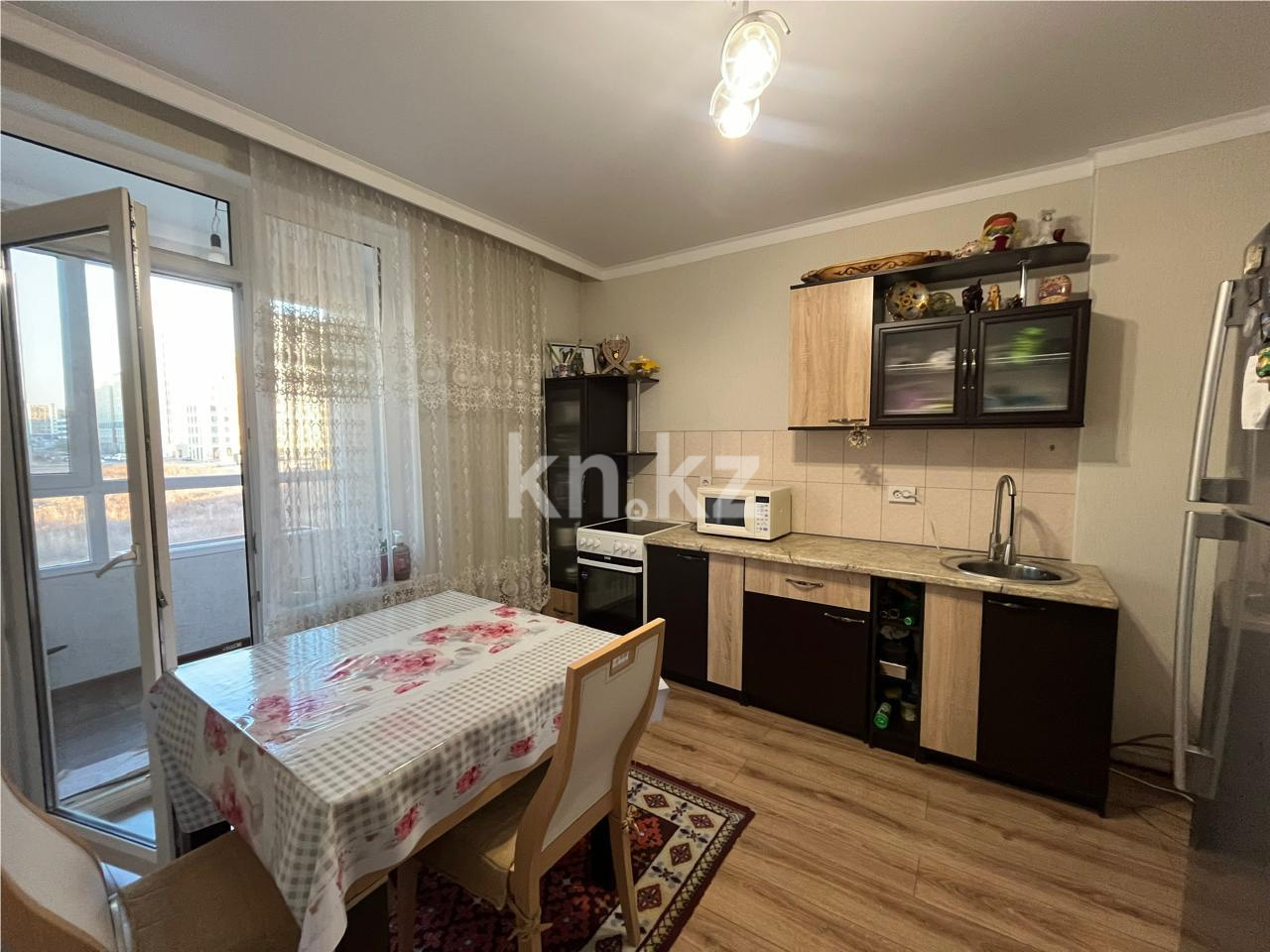 Продажа 3-комнатной квартиры, 88.4 м², ул. Нажимеденова в Астане - фото 5