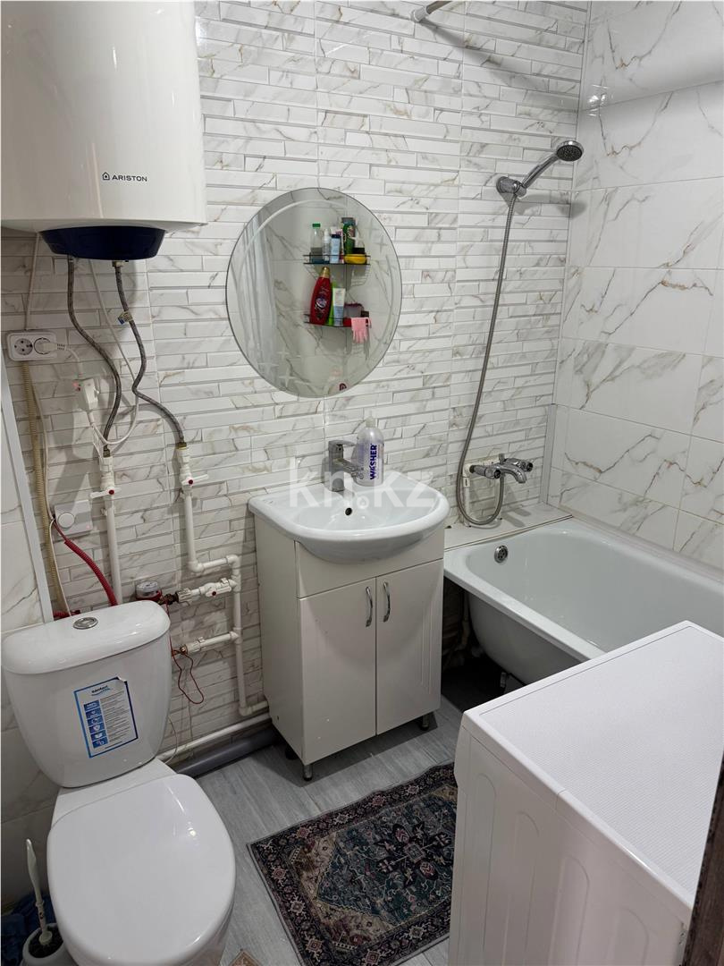 Продажа 3-комнатной квартиры, 62 м², мкр-н 23 в Караганде - фото 10