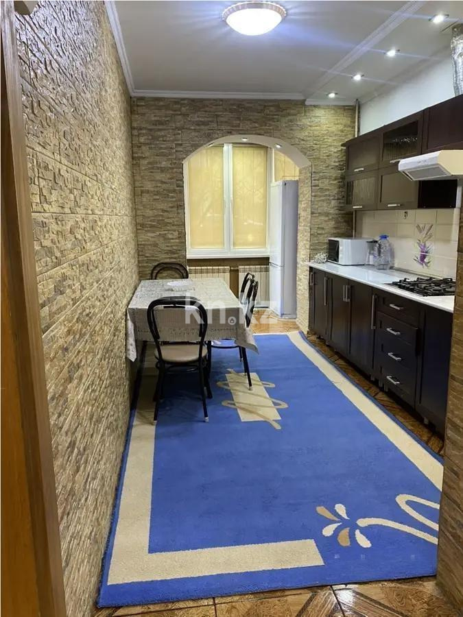 Продажа 3-комнатной квартиры, 65 м², мкр. Мамыр-3, дом  1 в Алматы - фото 2