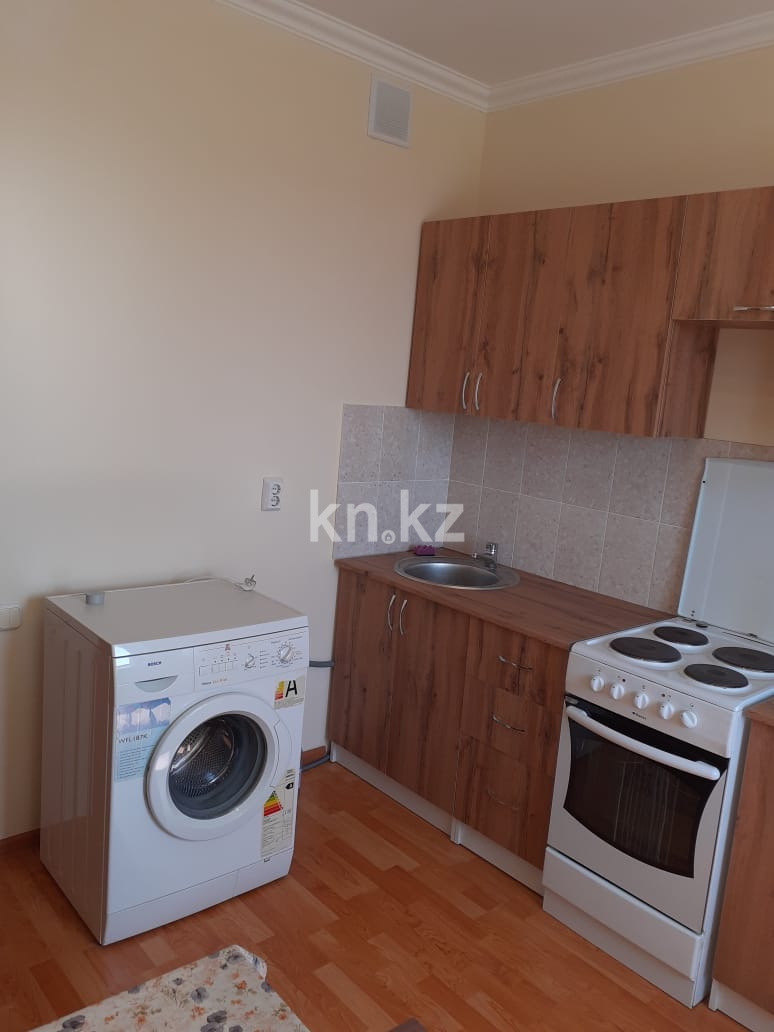 Аренда 1-комнатной квартиры, 40 м² - Аренда квартир помесячно в р-не Сарыарка Астаны фото 2 из 11