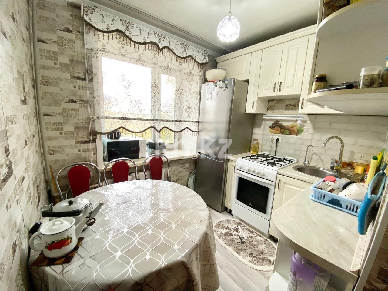 Продажа 3-комнатной квартиры, 51 м², мкр-н 19 - Продажа квартир в Караганде фото 10 из 15