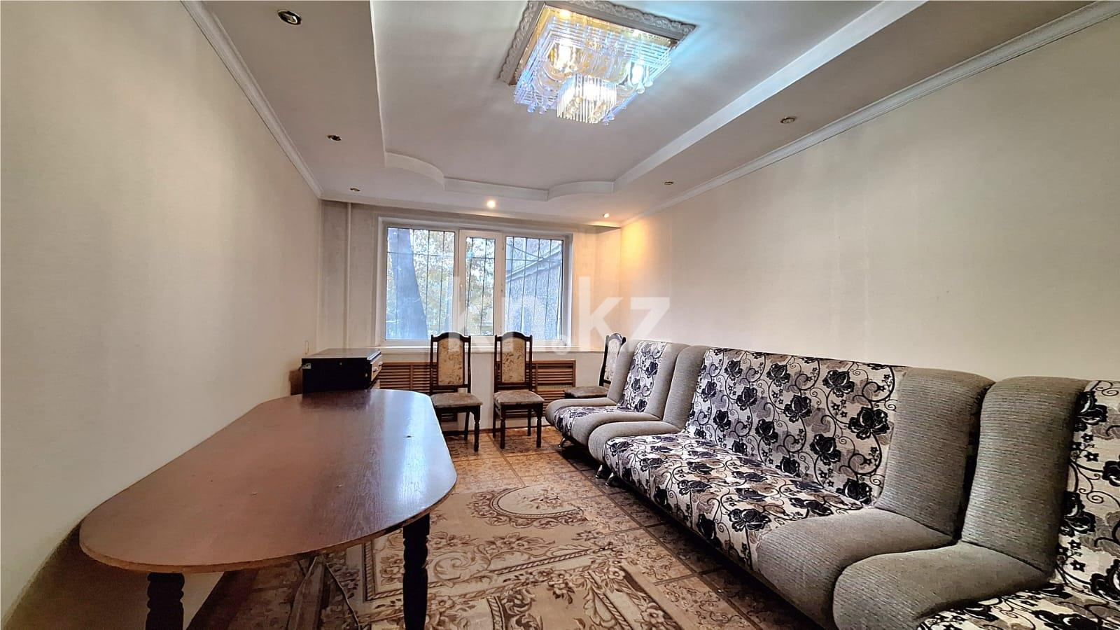 Продажа 3-комнатной квартиры, 63 м², мкр-н 16, дом  49 - Продажа  трехкомнатных квартир в Караганде с фото фото 1 из 9