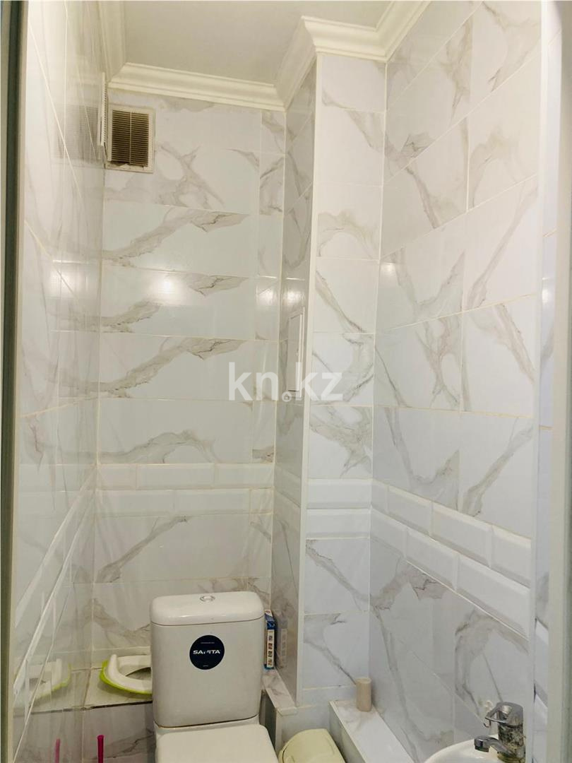 Продажа 5-комнатной квартиры, 179 м², мкр-н Голубые Пруды - Продажа  пятикомнатных квартир в Караганде фото 13 из 28