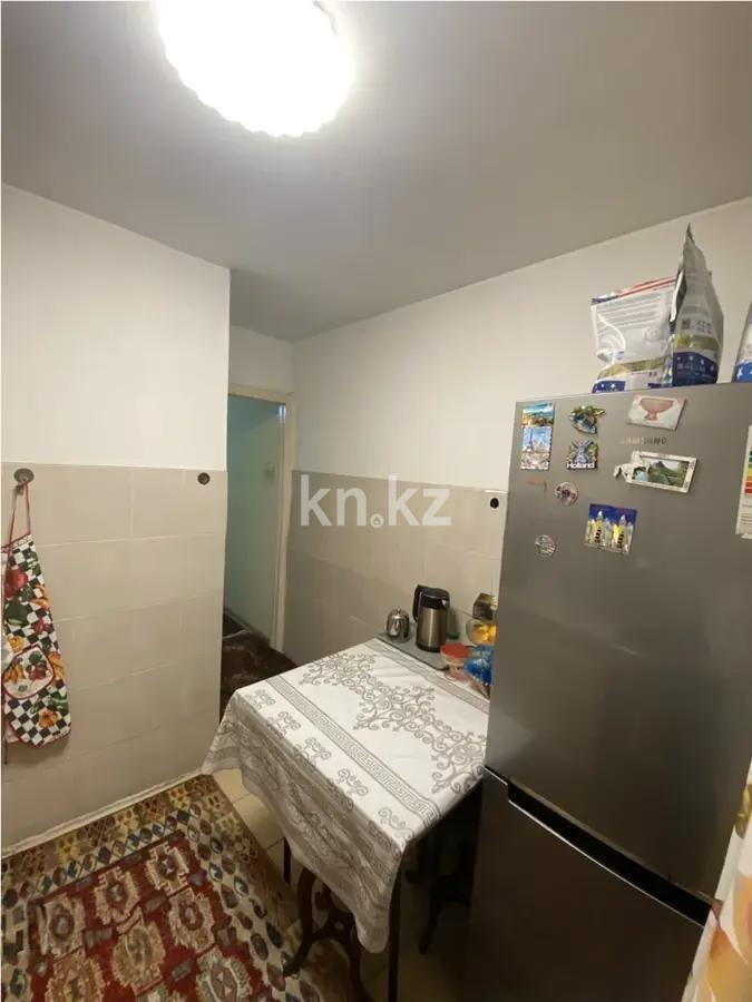 Продажа 2-комнатной квартиры, 47 м², мкр-н 8, дом  80 в Алматы - фото 4