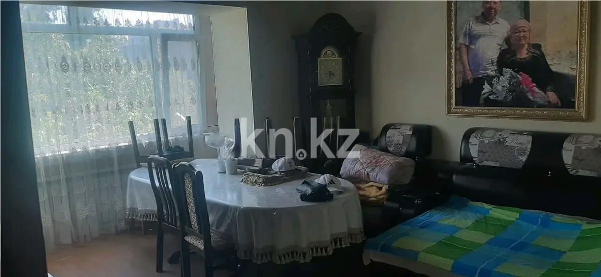 Продажа 3-комнатной квартиры, 53 м², мкр-н Степной-3, дом  3/8 - Продажа квартир без посредников в Караганде фото 1 из 4
