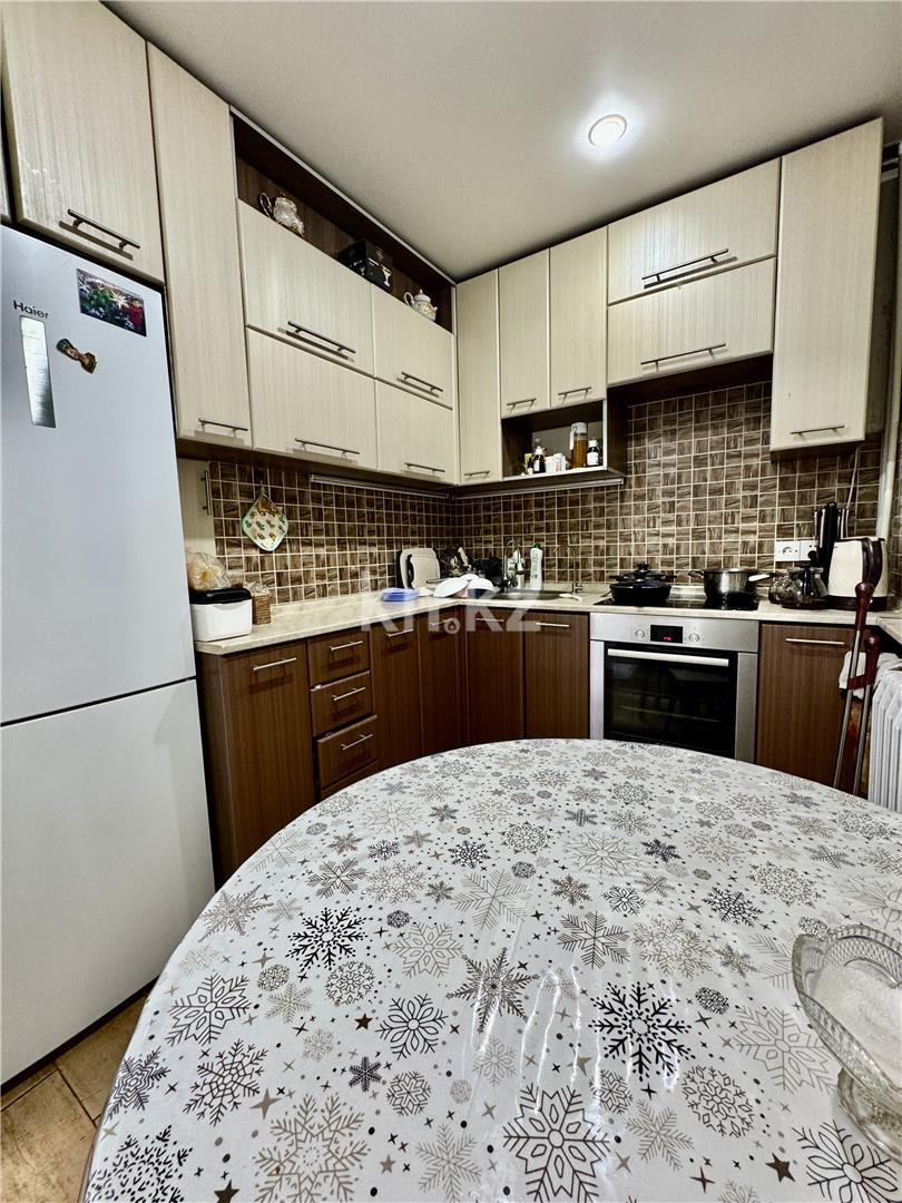 Продажа 3-комнатной квартиры, 57 м², ул. Гоголя, дом  58 в Караганде - фото 15