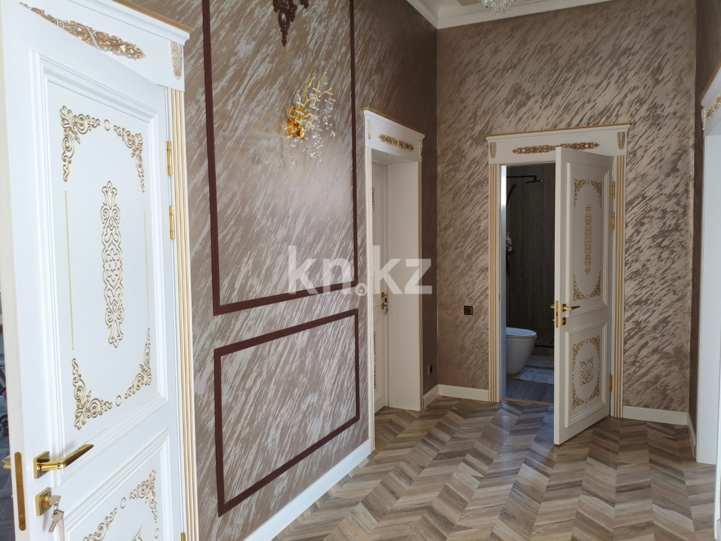 Продажа 5-комнатного дома, 252 м² в Алматы - фото 26