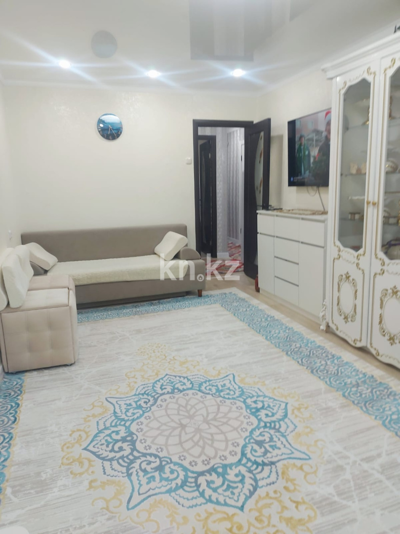 Продажа 2-комнатной квартиры, 48.4 м², 15 мкр. - Продажа квартир в Караганде фото 1 из 12