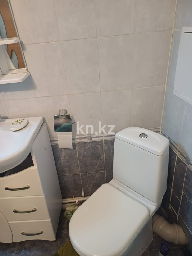 Аренда 2-комнатной квартиры посуточно, 55 м², ул. Казахстан, дом  64 в Усть-Каменогорске - фото 12