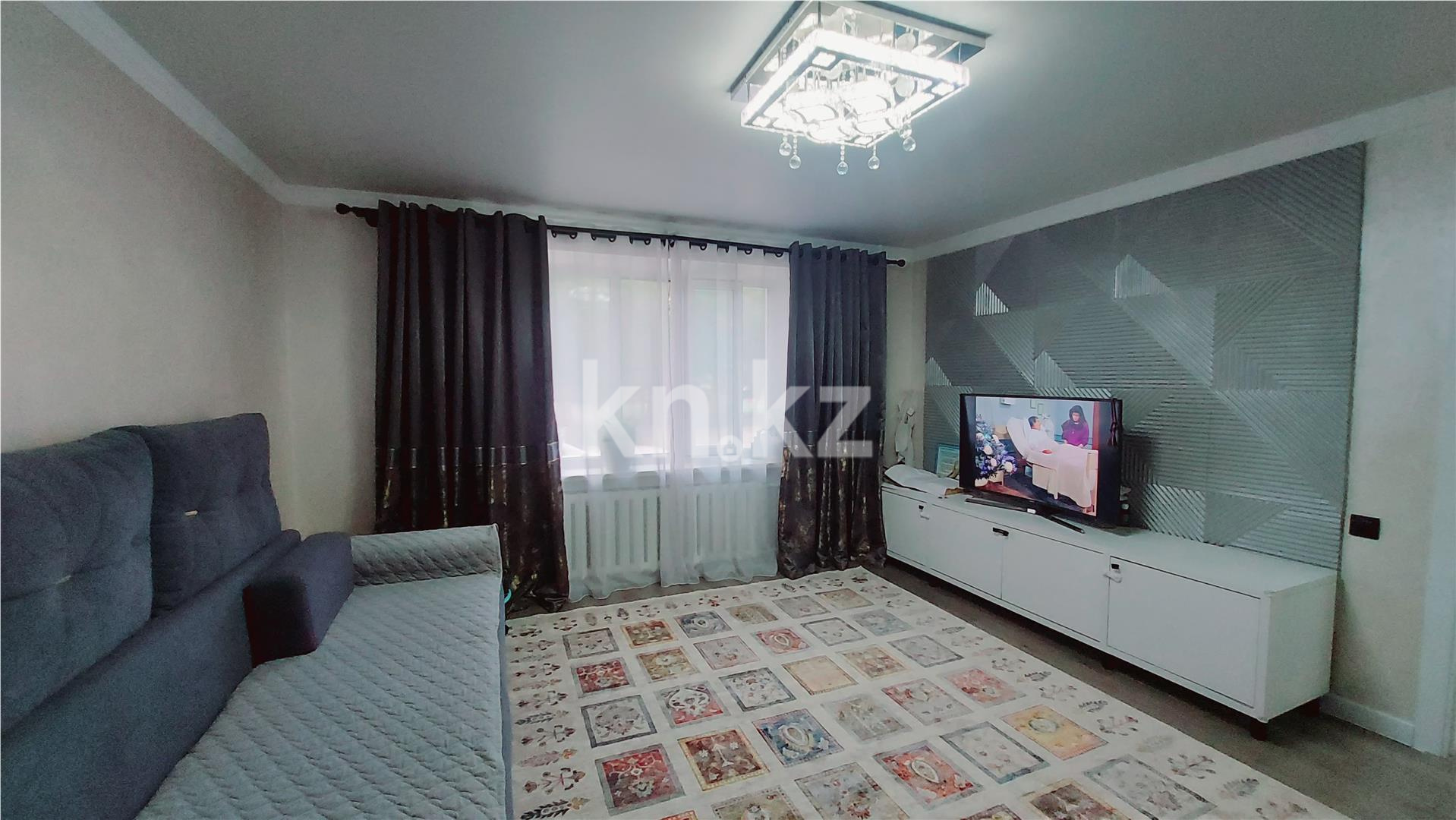 Продажа 3-комнатной квартиры, 64 м² - Продажа недвижимости в Караганде - страница 2 фото 1 из 14