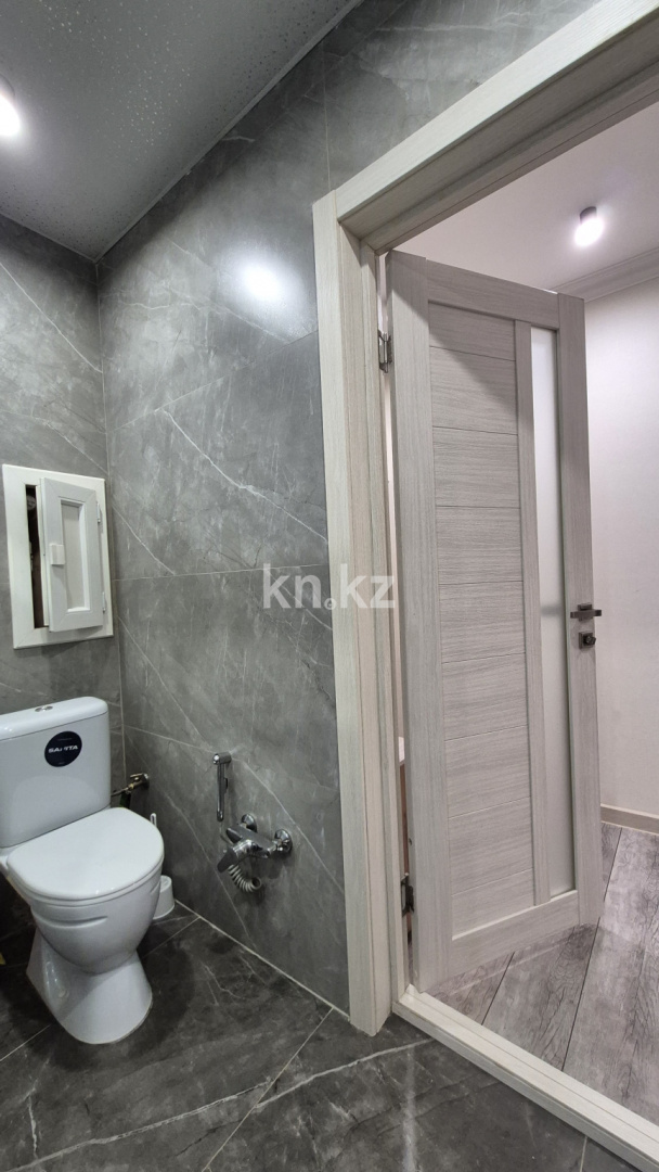 Продажа 2-комнатной квартиры, 43 м², пр. Азаттык, дом  67 - Продажа и аренда недвижимости в Атырау фото 12 из 29