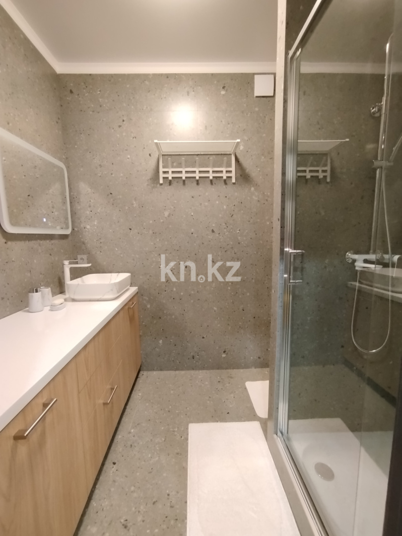 Продажа 2-комнатной квартиры, 45.2 м², ул. Сатпаева в Алматы - фото 13