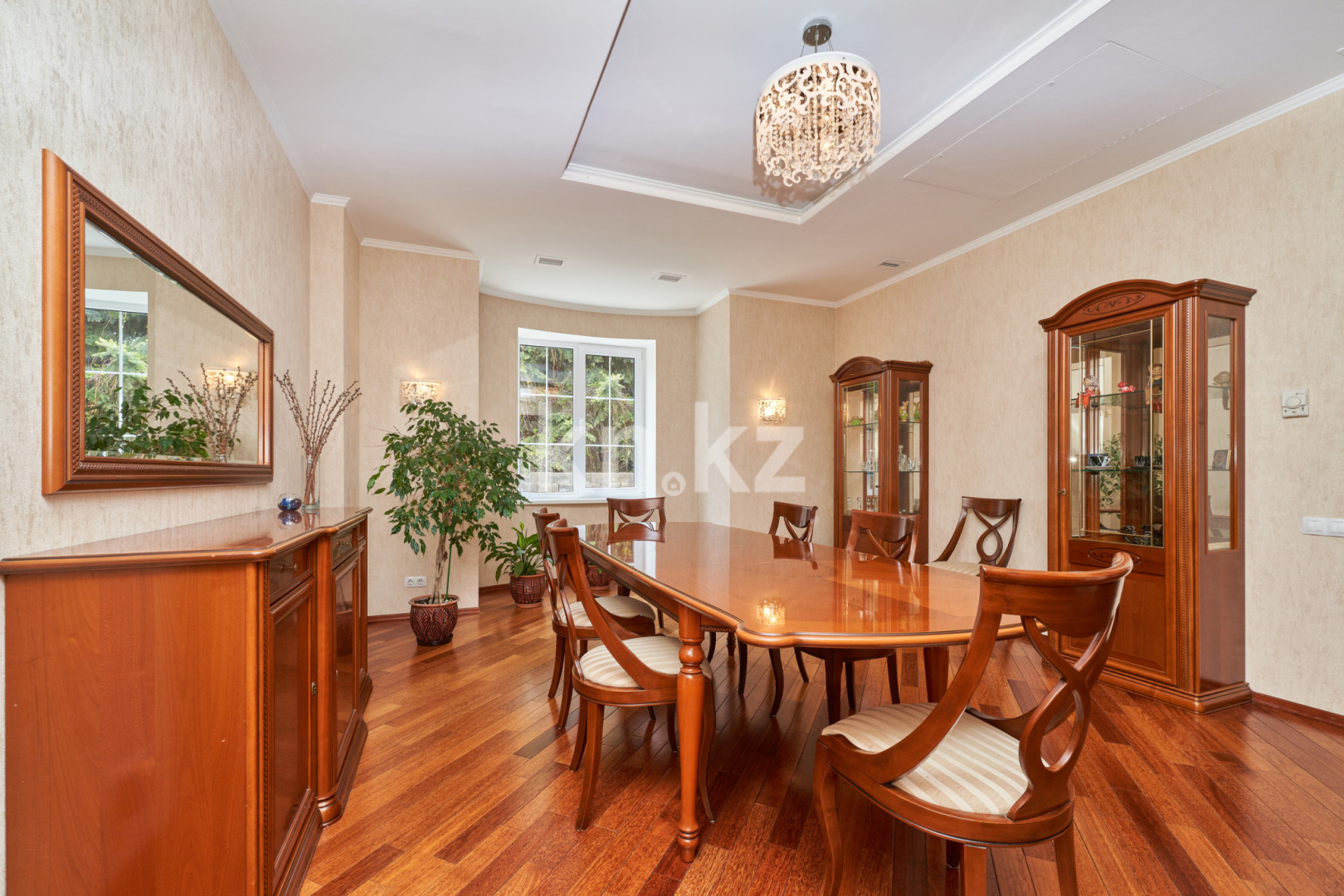 Продажа 10-комнатного дома, 805 м², ул. Ладушкина, дом  120/27 в Алматы - фото 9