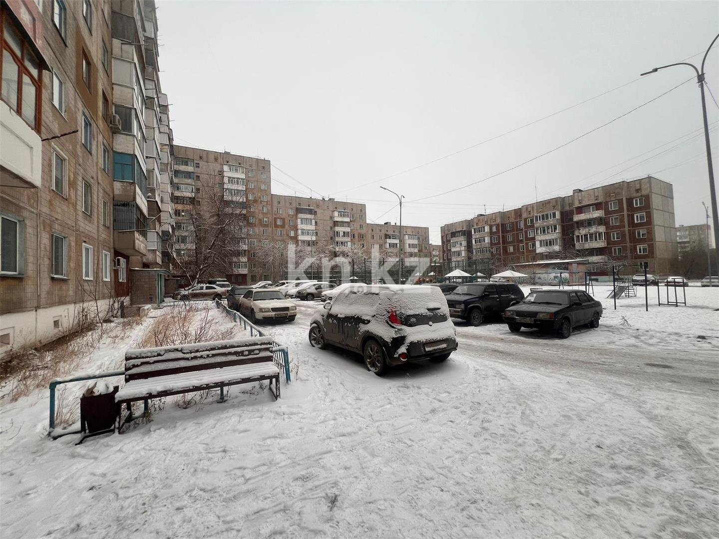 Продажа 2-комнатной квартиры, 53 м², мкр-н Голубые Пруды, дом  15 в Караганде - фото 21