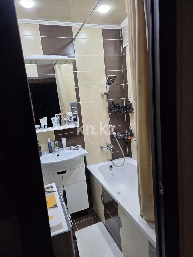 Продажа 4-комнатной квартиры, 78 м², ул. Карла Маркса, дом  7 в Караганде - фото 7