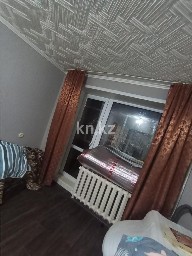 Продажа 1-комнатной квартиры, 32 м², мкр-н 14 - Продажа  однокомнатных квартир в Караганде фото 1 из 9