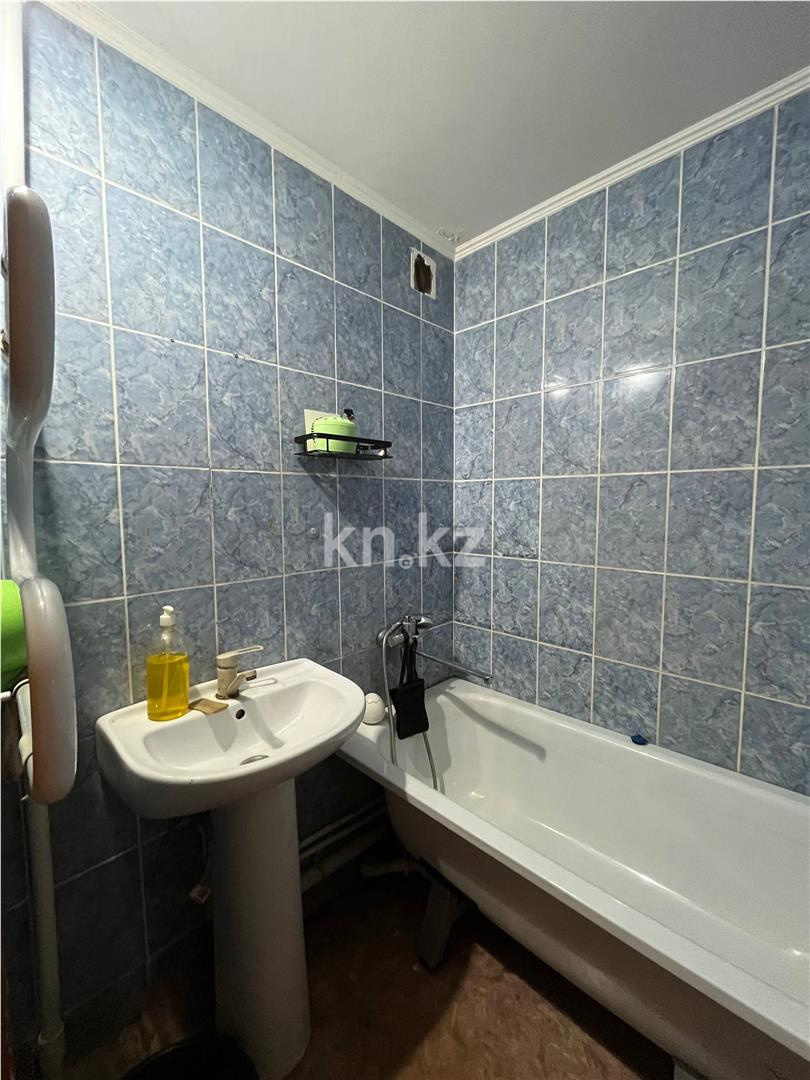 Продажа 1-комнатной квартиры, 34 м², мкр-н 8 в Темиртау - фото 7