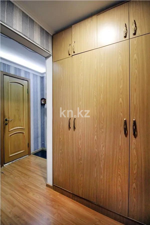 Продажа 3-комнатной квартиры, 61.2 м², ул. Кунаева, дом  17 в Алматы - фото 8