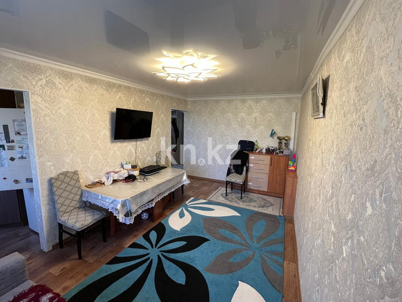 Продажа 3-комнатной квартиры, 63 м², мкр-н 14 - Продажа квартир в Караганде фото 2 из 14