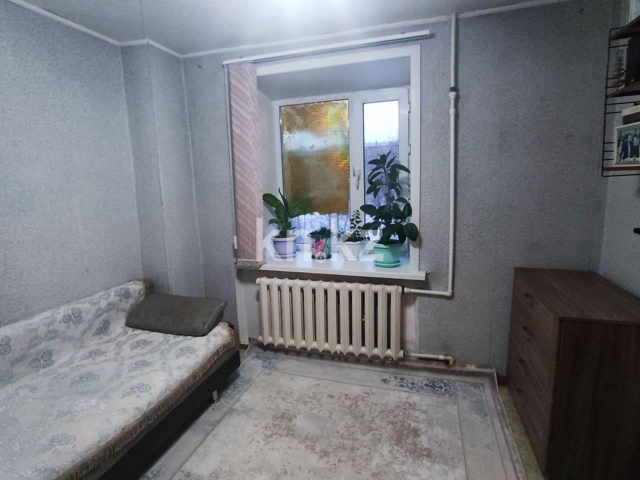 Продажа 3-комнатной квартиры, 59 м², ул. Жекибаева - Продажа  трехкомнатных квартир в Караганде фото 3 из 9