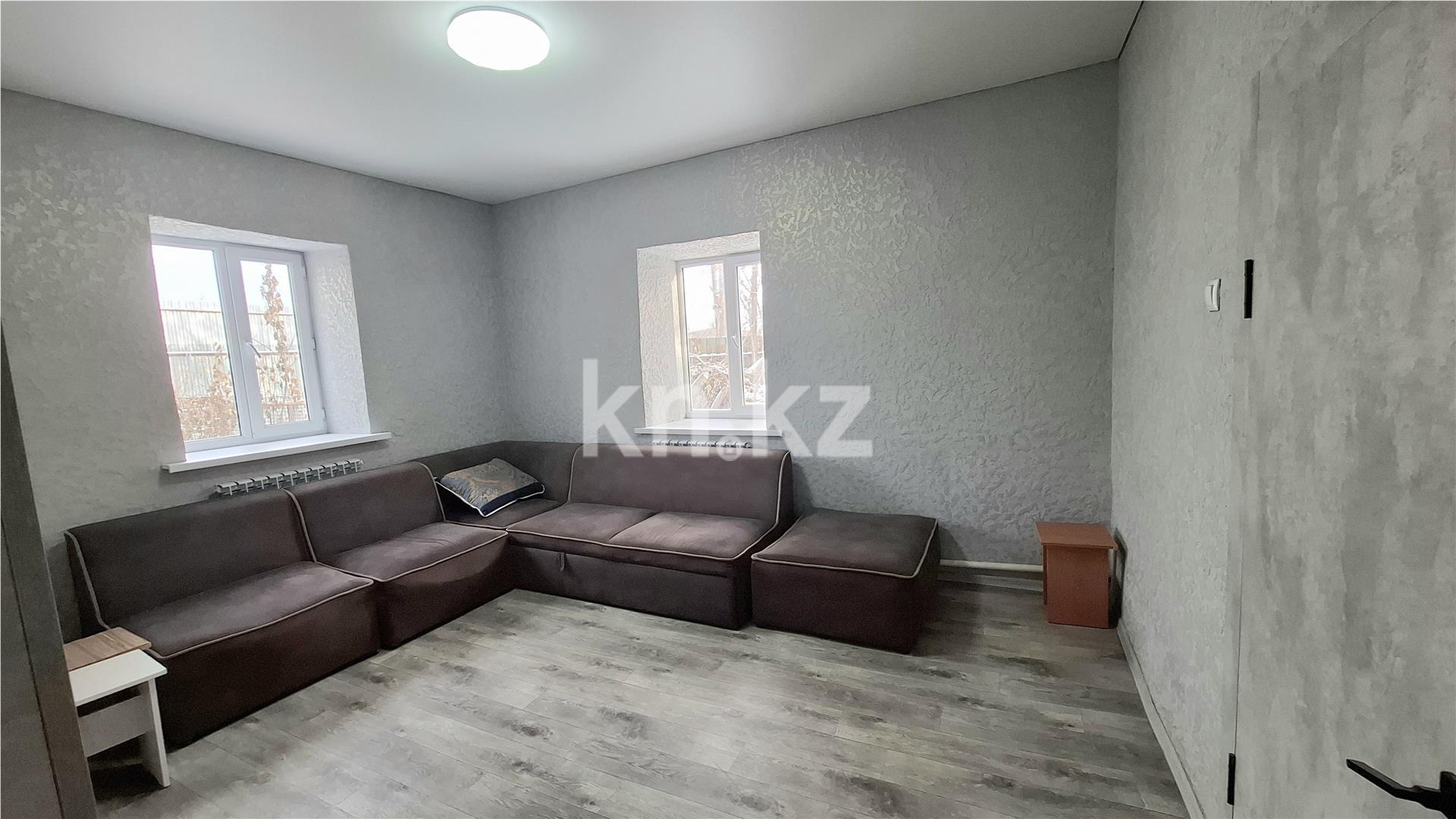 Продажа 5-комнатного дома, 160.4 м², ул. Абая - Продажа домов, коттеджей в Казахстане фото 1 из 33