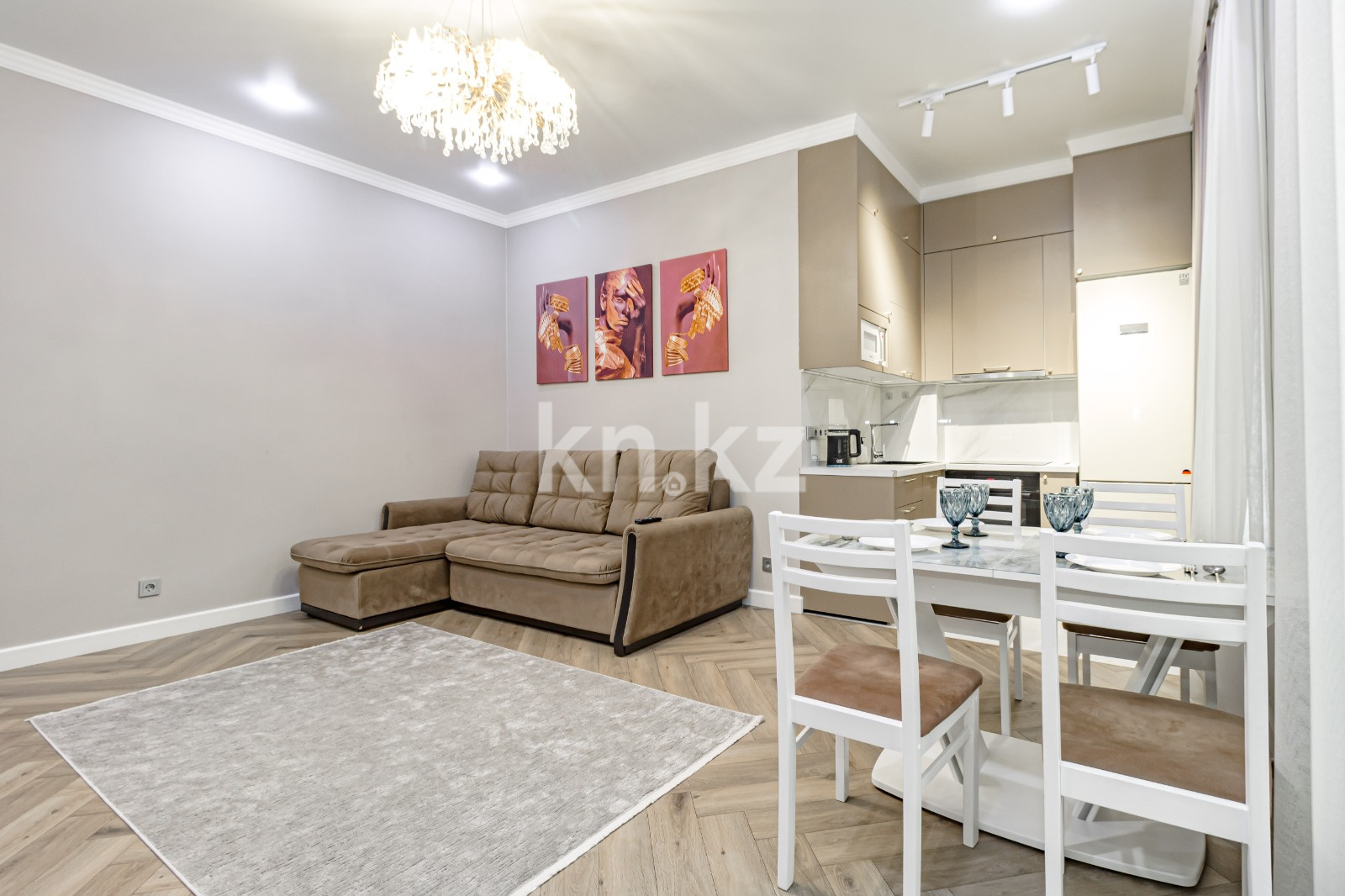 Аренда 2-комнатной квартиры посуточно, 55 м², пр. Улы Дала, дом  31 - Аренда квартир посуточно в Астане без посредников фото 7 из 14