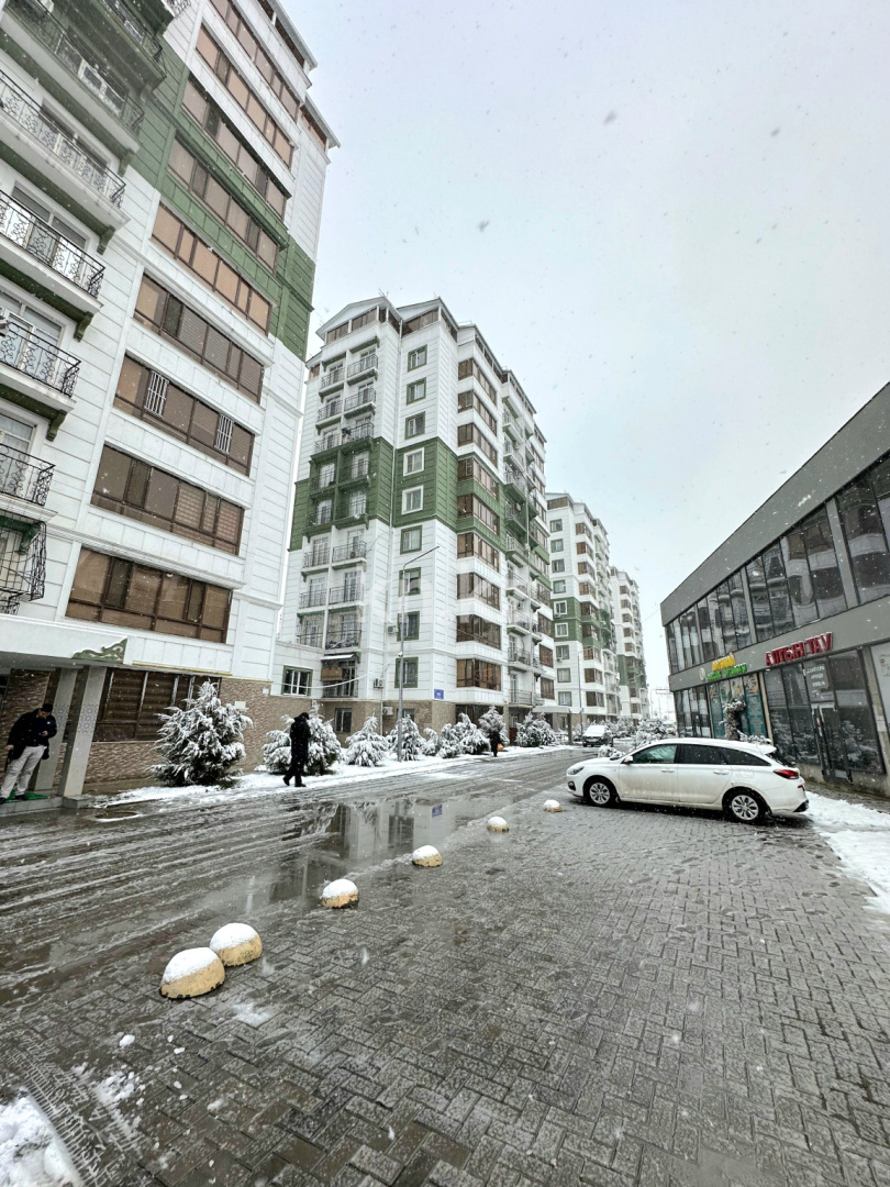 Продажа 2-комнатной квартиры, 66 м² - Продажа и аренда недвижимости в Шымкенте фото 1 из 17