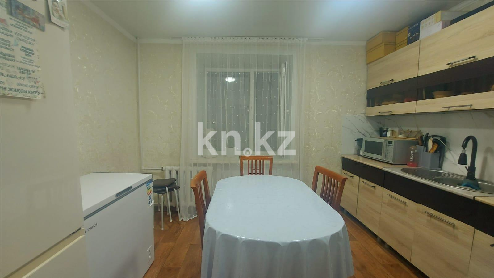 Продажа 3-комнатной квартиры, 65 м², мкр-н Восток-3 в Караганде - фото 8