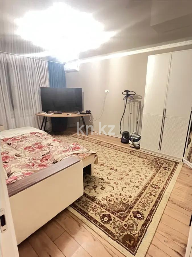 Продажа 2-комнатной квартиры, 78.8 м², мкр-н Аксай-1а, дом  28б - Продажа квартир в Алматы фото 1 из 6