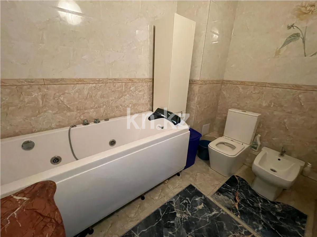 Продажа 3-комнатной квартиры, 130 м², ул. Навои, дом  208 в Алматы - фото 5
