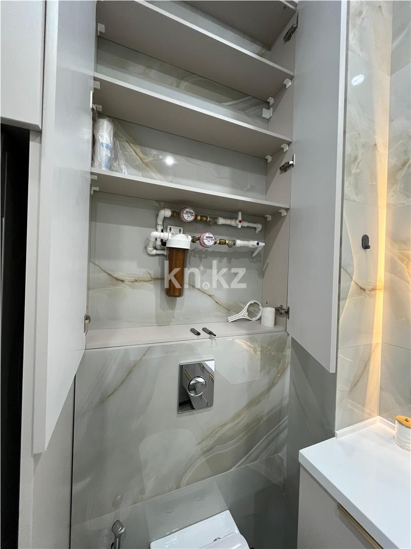 Продажа 2-комнатной квартиры, 64 м², ул. Муканова, дом  47/3 в Караганде - фото 18