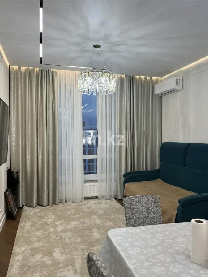 Продажа 4-комнатной квартиры, 102 м² в Астане