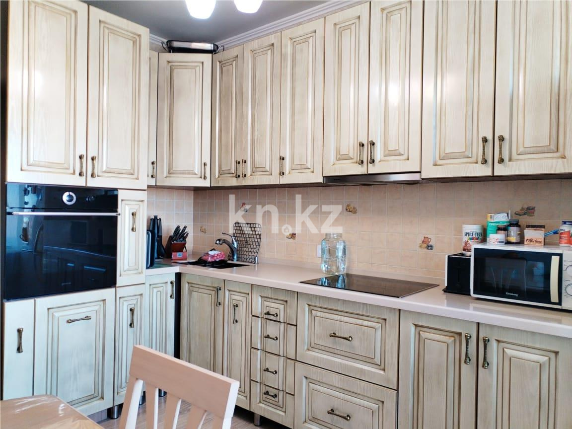 Продажа 3-комнатной квартиры, 81 м², ул. Затаевича (Зональная) в Караганде - фото 10