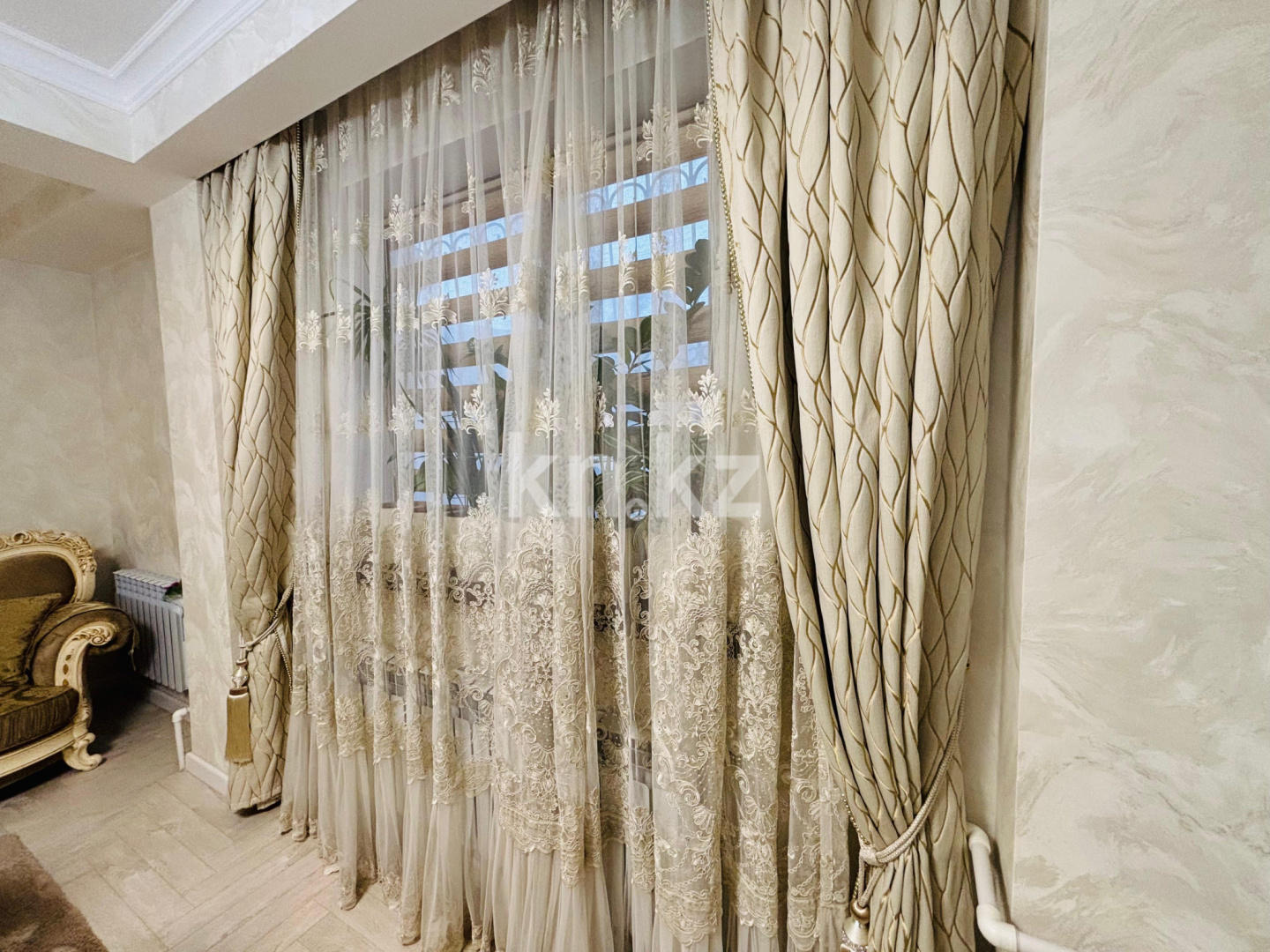 Продажа 4-комнатной квартиры, 96.5 м², мкр. Айнабулак-2, дом  32а - Продажа квартир в Алматы фото 3 из 25