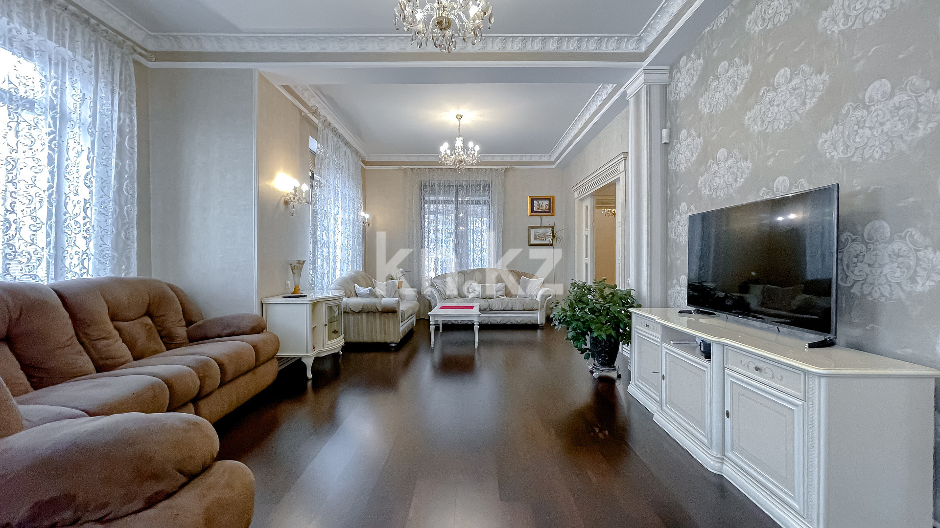 Аренда 6-комнатного дома, 380 м² - Аренда недвижимости в Алматы фото 4 из 19