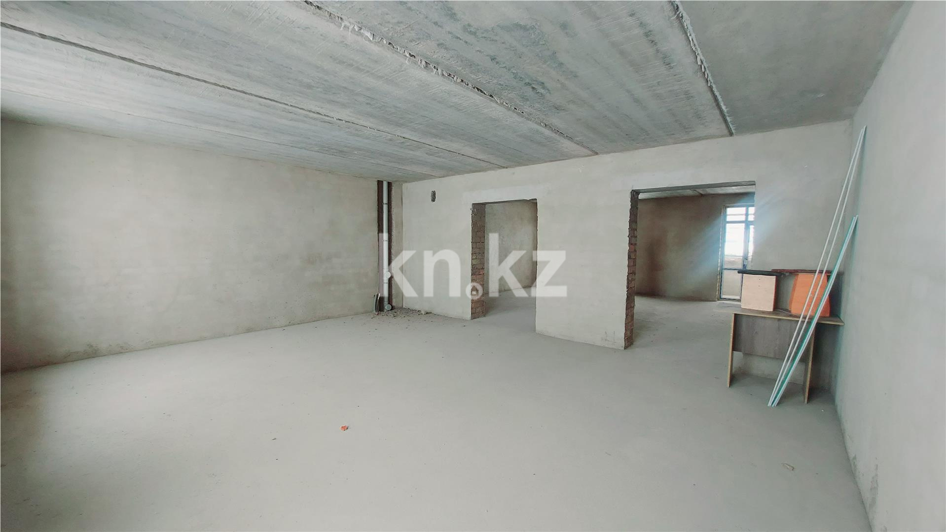 Продажа 3-комнатной квартиры, 83 м² в Караганде