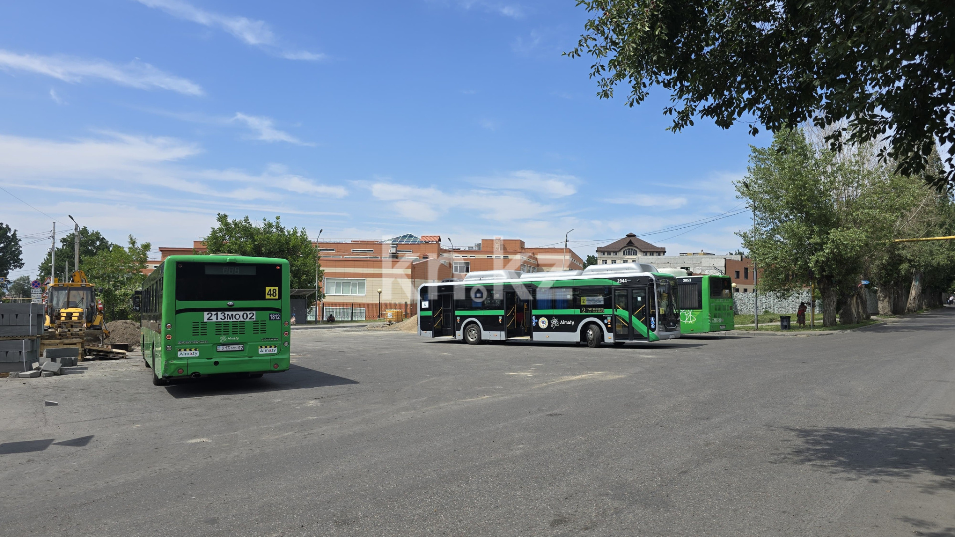 Продажа , 980.6 м², ул. Жамакаева, дом  220 - Продажа зданий в Алматы фото 4 из 27