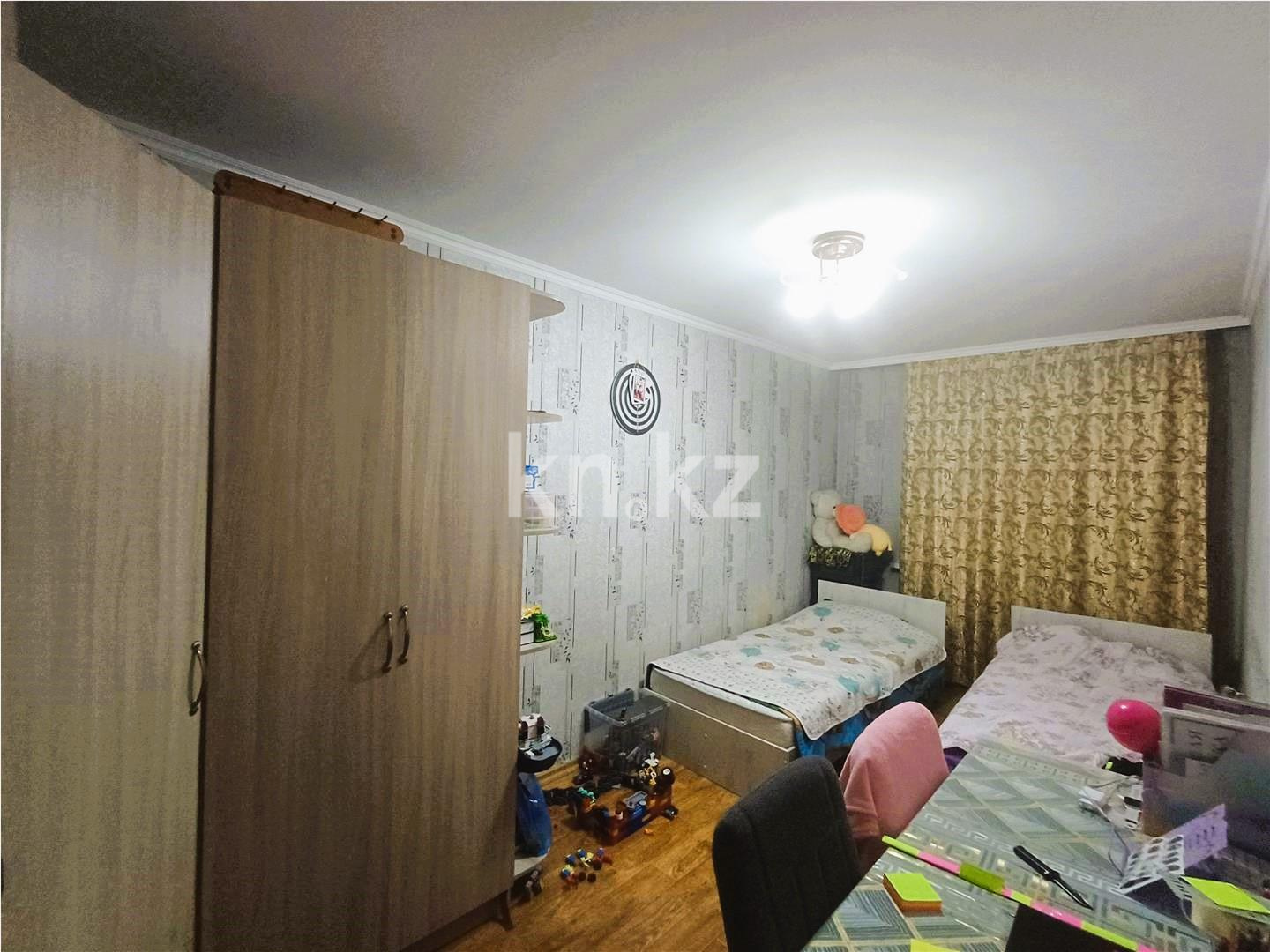 Продажа 4-комнатной квартиры, 77 м², 1 кв-л - Продажа квартир в Караганде фото 6 из 14